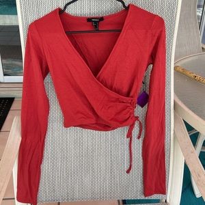 Forever 21 size small long sleeve shirt !